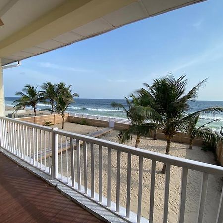 Oceanfront Wavecrest Hotel Леккі Екстер'єр фото
